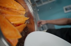 鲈鱼_标签_网易出品（鹿晗关晓彤甘美互动！她让他秒删案牍引热议），砍瓜切菜！哈利伯顿半场14+4帮+3断让勇士后防地形同虚设
